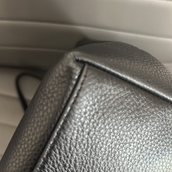 Tory Burch Black Leather Tote EUC - Picture 8 of 11